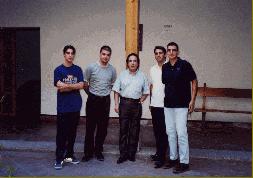Con Enrique García Asensio y compañeros del Curso de Dirección de Banda y Orquesta, Toledo, julio de 2000